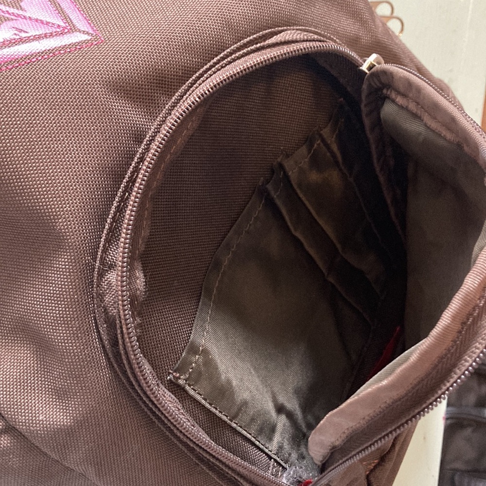Backpack - Picture 2 of 9